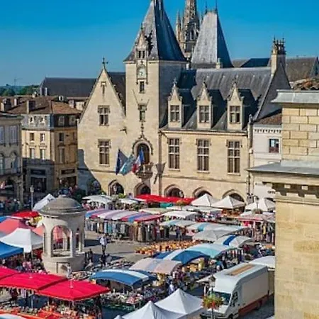 Appartement Neuf En Plein Coeur De La Bastide Libourne Extérieur photo